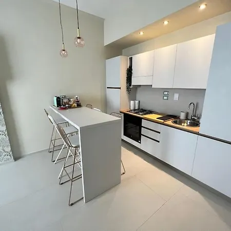 Homingpisa - Gemini One Apartman